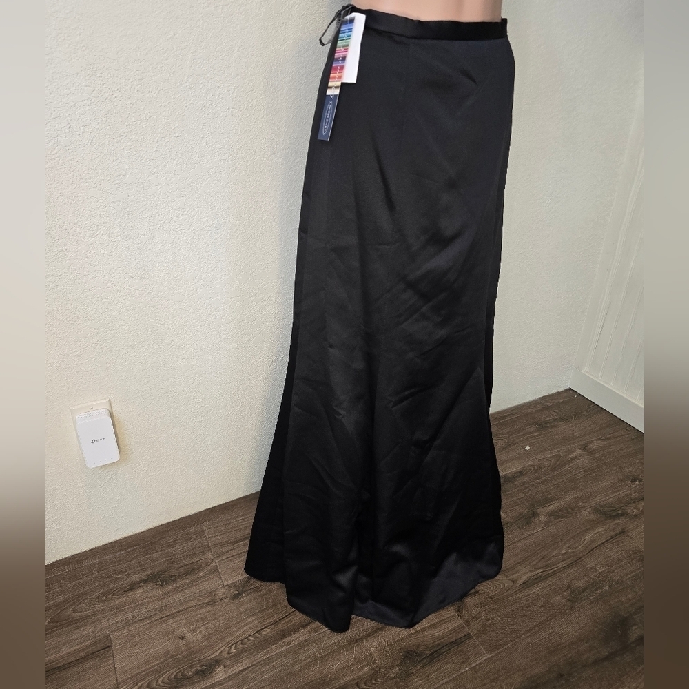 NEW Alfred Angelo Satin Black Full Length Mermaid Flair Formal Skirt Bridal 9/10 - Picture 7 of 11